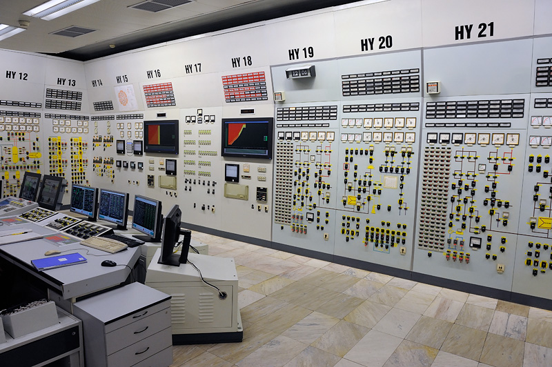 Plant control room with instrument and processmonitoring panels